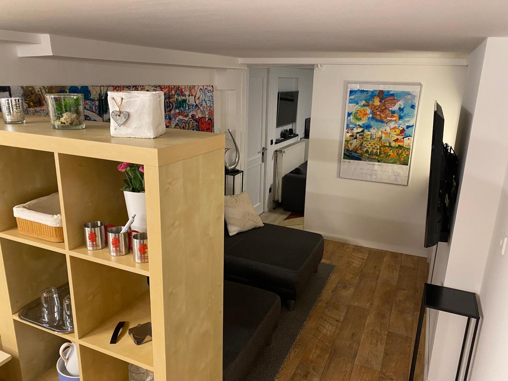 Xanten Basement Suite Exterior photo
